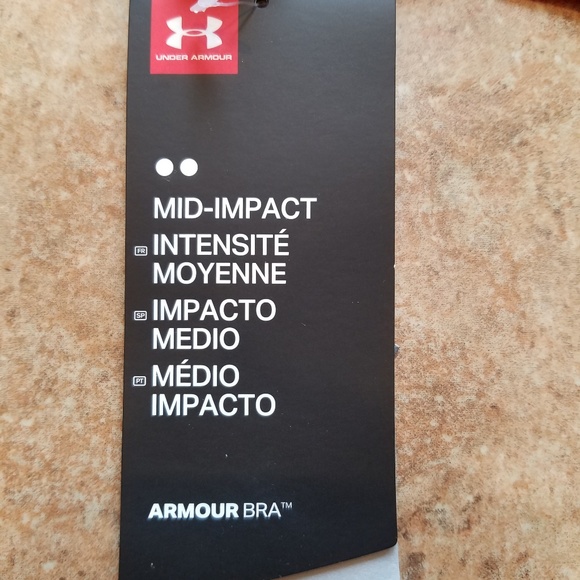 UA Sports Bra MEDIUM - Picture 4 of 6